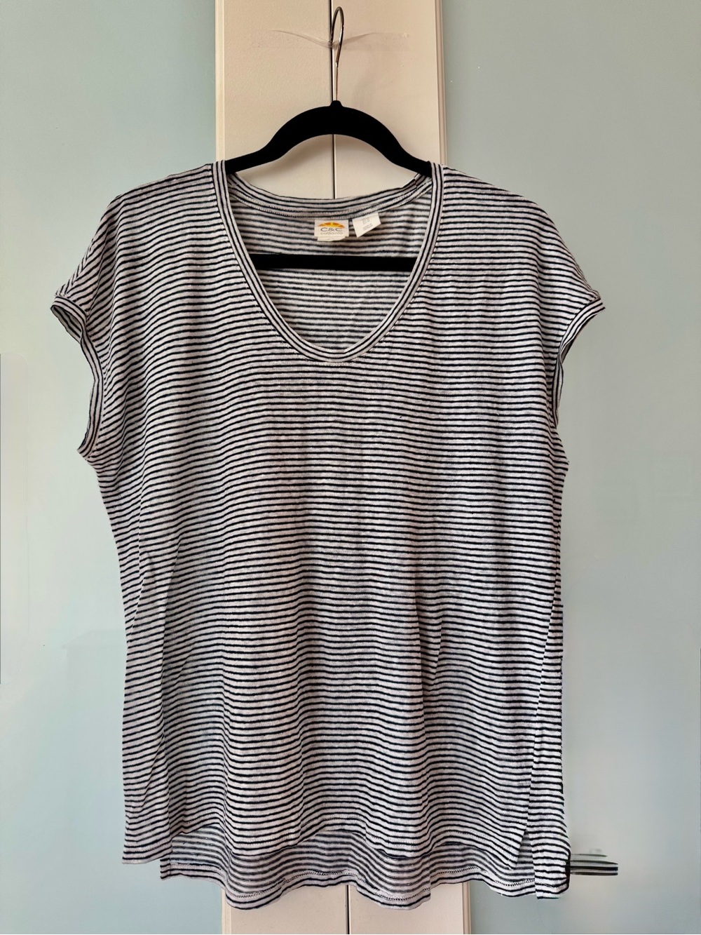 C&C California Striped V-Neck Women’s Top - Navy & White